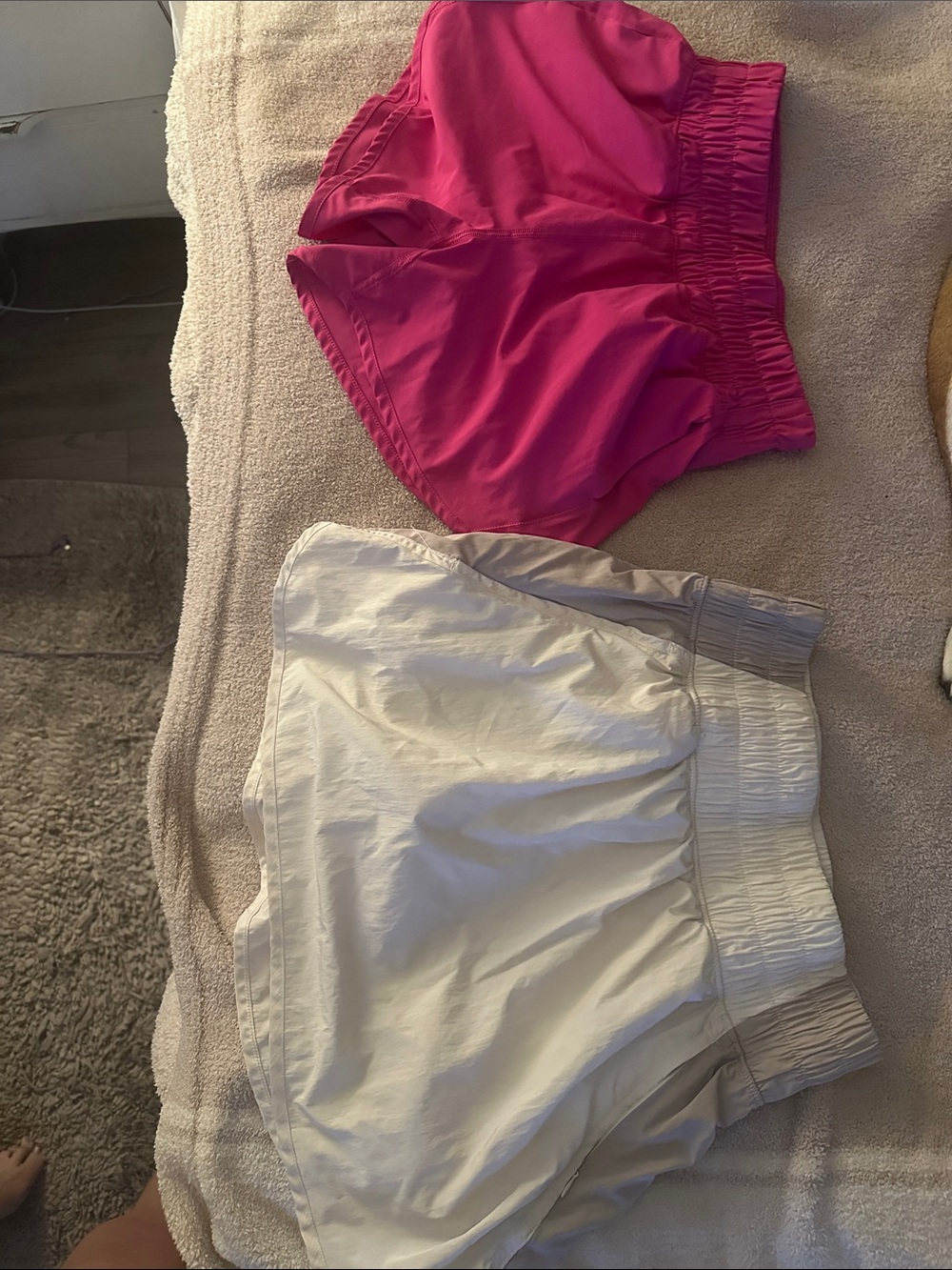 Yogalicious small white skort with xs members mark shorts. GUC